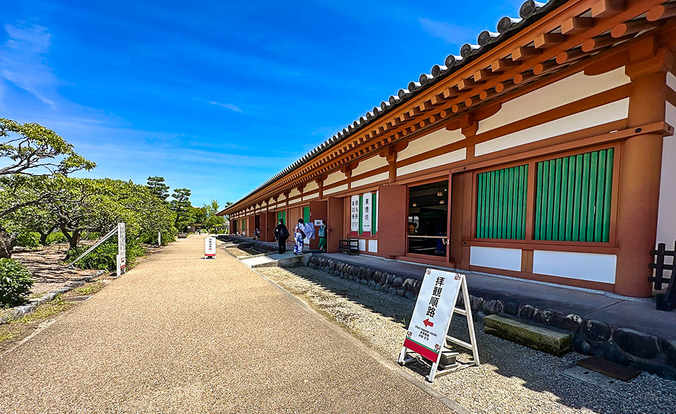 Yakushi-ji Temple - Photo 2