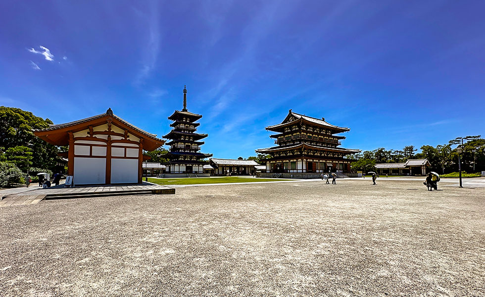 Yakushi-ji Temple - Photo 3