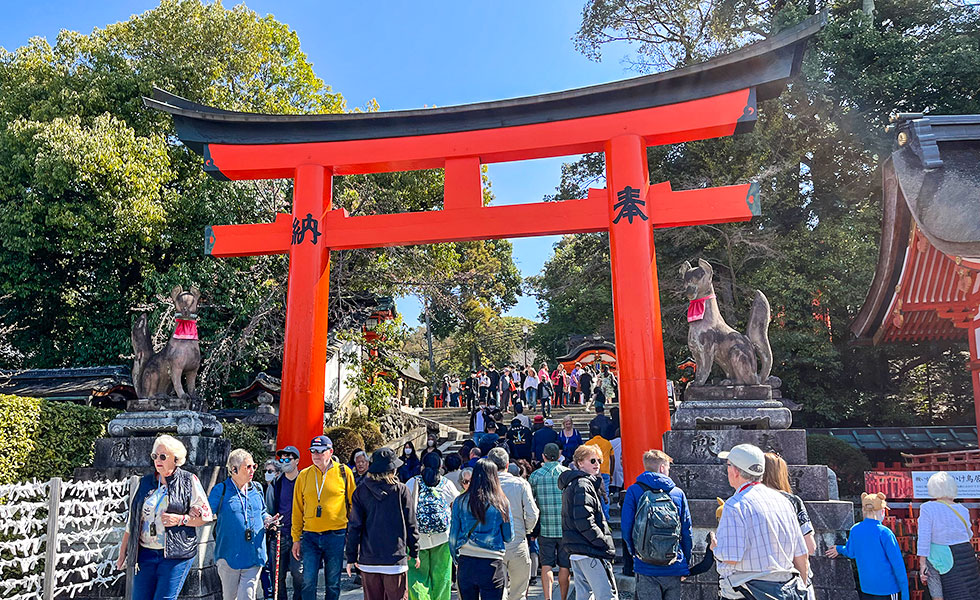 Fushimi Inari Taisha - Photo 25