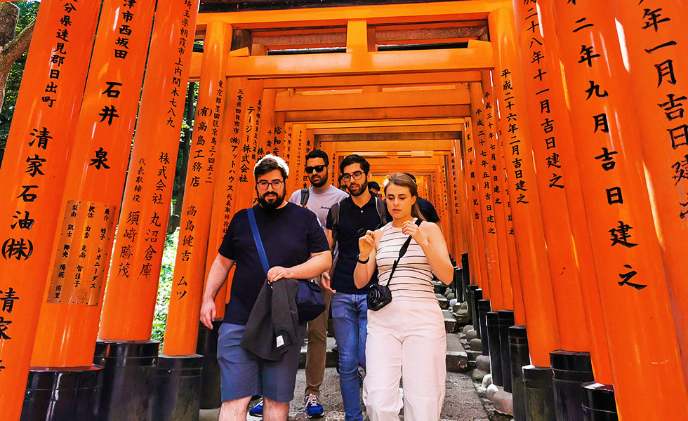 Fushimi Inari Taisha - Photo 41