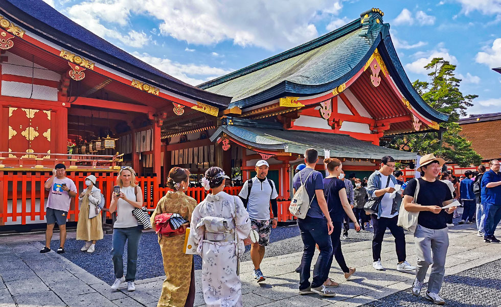 Fushimi Inari Taisha - Photo 20
