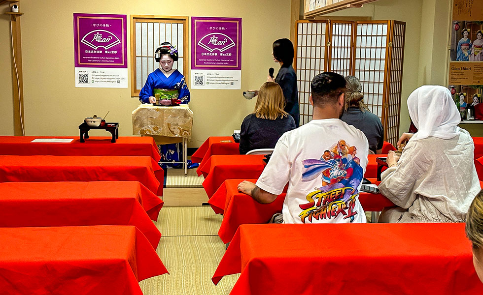 Tea Ceremony with Maiko - Photo 5