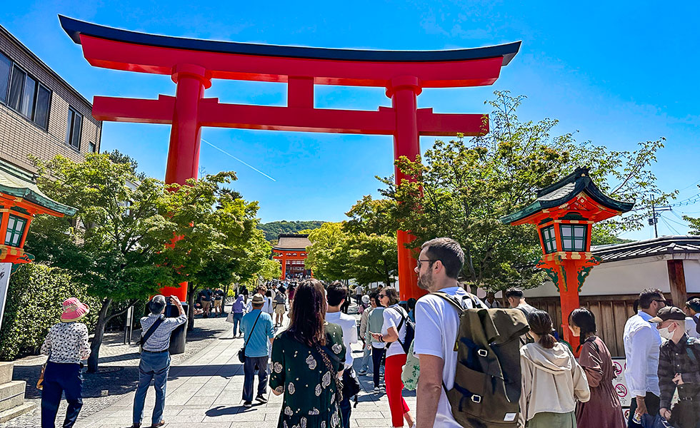 Fushimi Inari Taisha - Photo 2