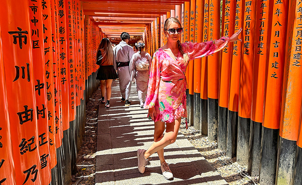 Fushimi Inari Taisha - Photo 42