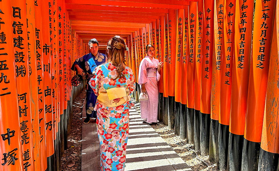Fushimi Inari Taisha - Photo 35