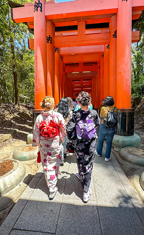 Fushimi Inari Taisha - Photo 59