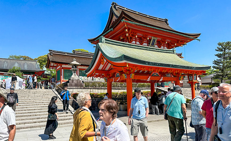 Fushimi Inari Taisha - Photo 7