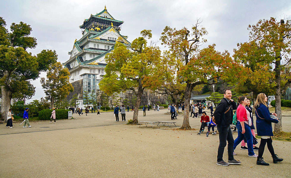 Osaka Castle - Photo 26
