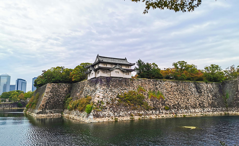 Osaka Castle - Photo 40