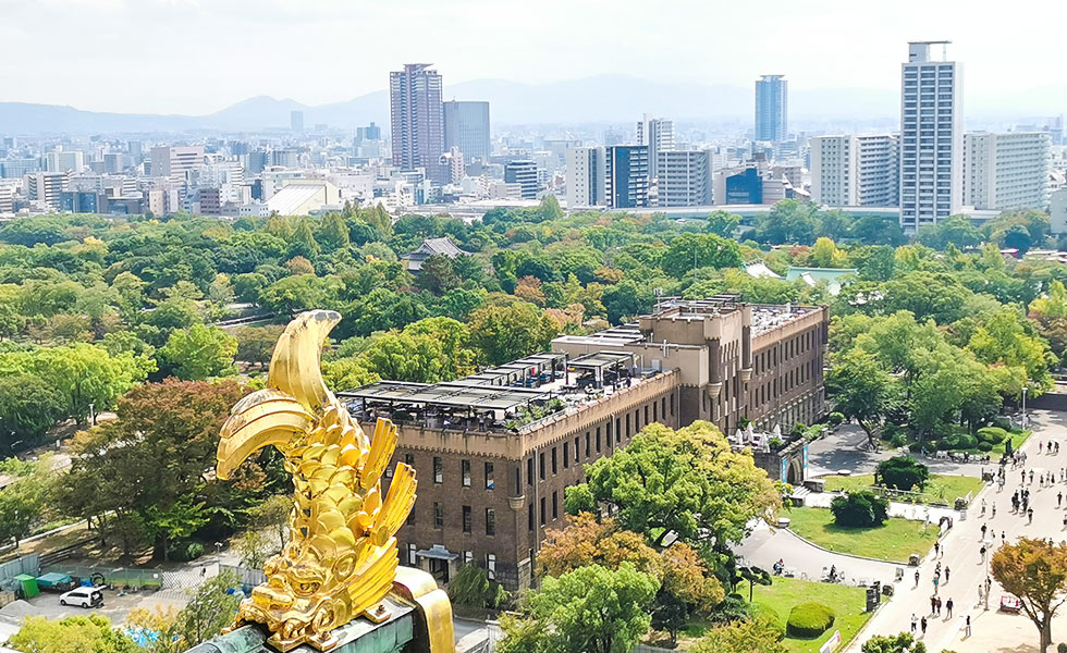 Osaka Castle - Photo 32