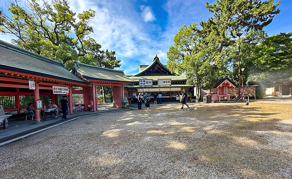 Sumiyoshi Taisha Shrine - Photo 12