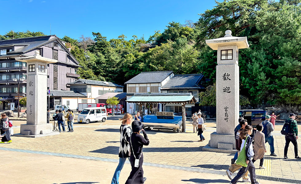 Hiroshima-Miyajima Ferry - Photo 10