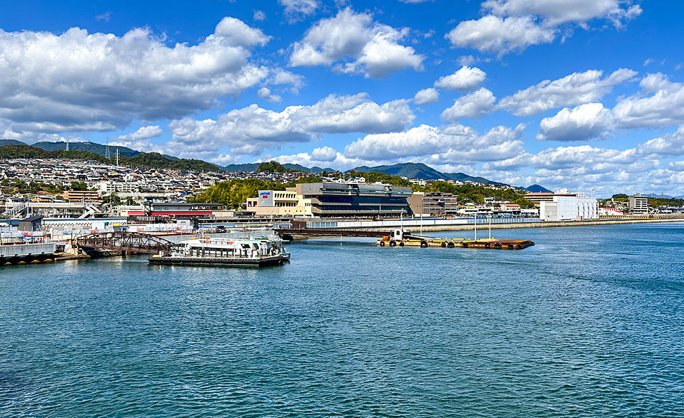 Hiroshima-Miyajima Ferry - Photo 2
