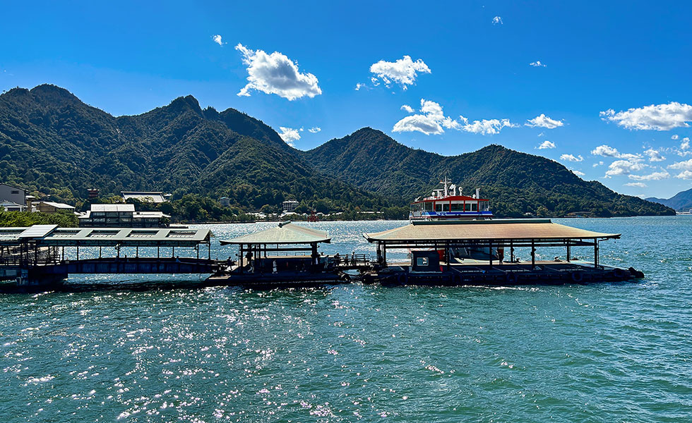 Hiroshima-Miyajima Ferry - Photo 6