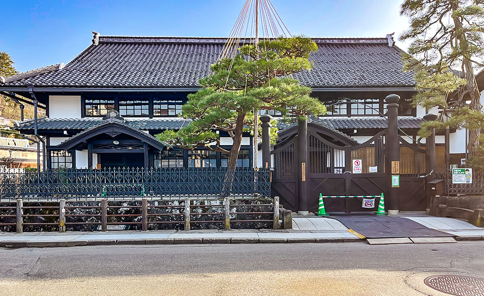 Takayama Streetscapes - Photo 3