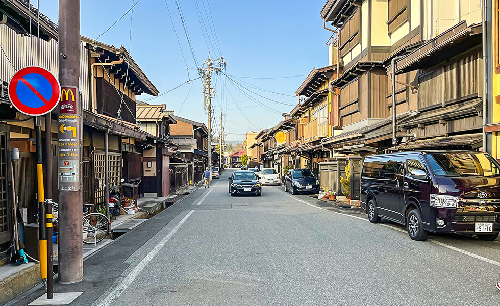 Takayama Streetscapes - Photo 15