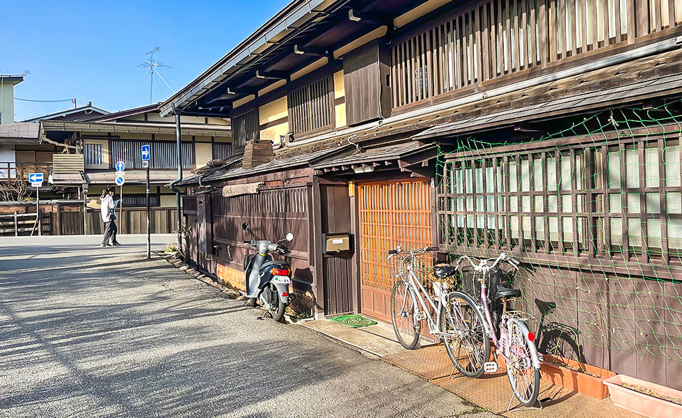 Takayama Streetscapes - Photo 6