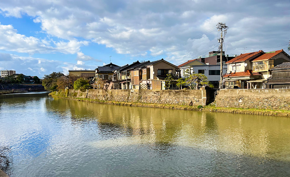 Takayama Streetscapes - Photo 1