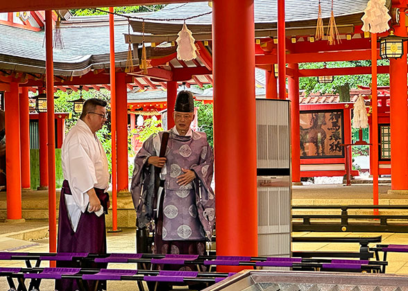 Ikuta Jinja Shrine - Photo 16