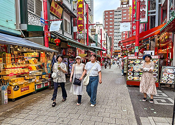 Nankinmachi - Kobe Chinatown - Photo 15