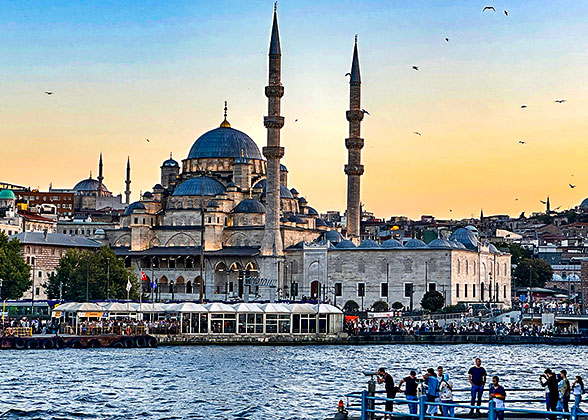 Sultanahmet Camii (Blue Mosque)
