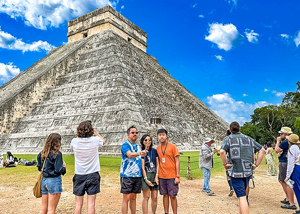 Chichen Itza - Ancient Mayan City