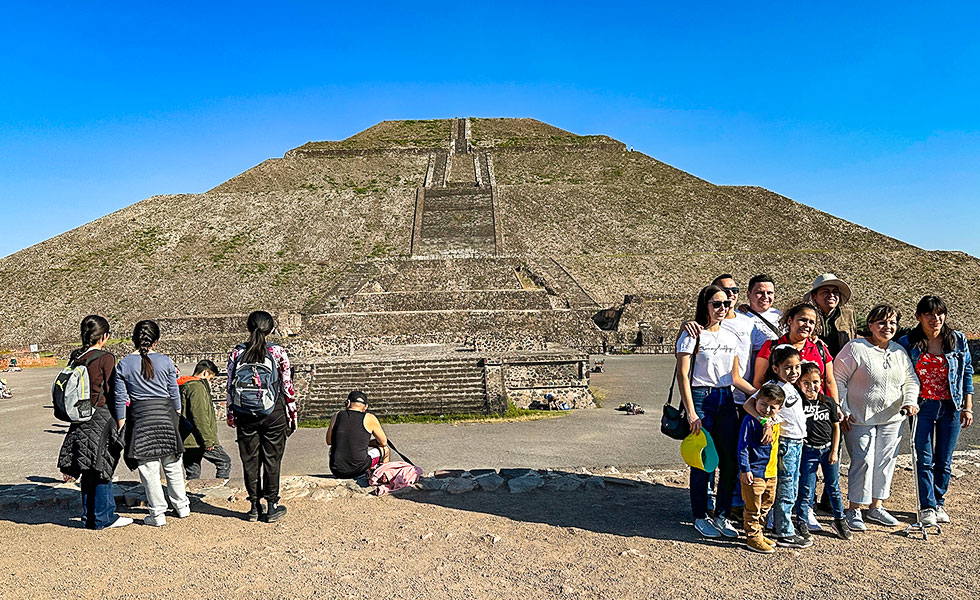 Pyramids of the Sun & Moon, Teotihuacan - Photo 9