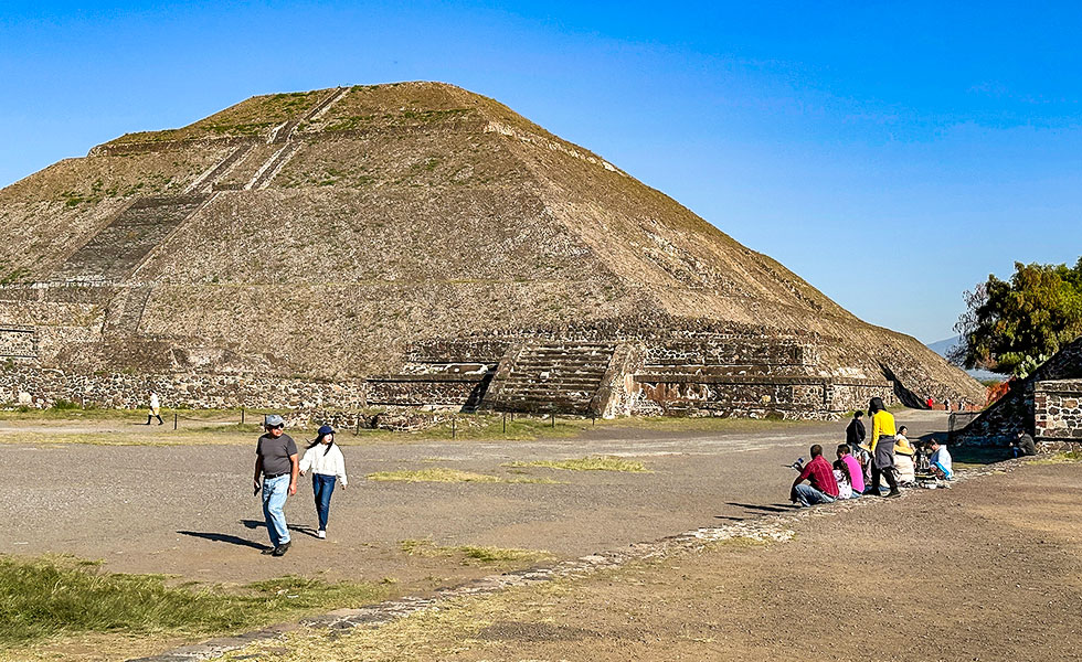 Pyramids of the Sun & Moon, Teotihuacan - Photo 6