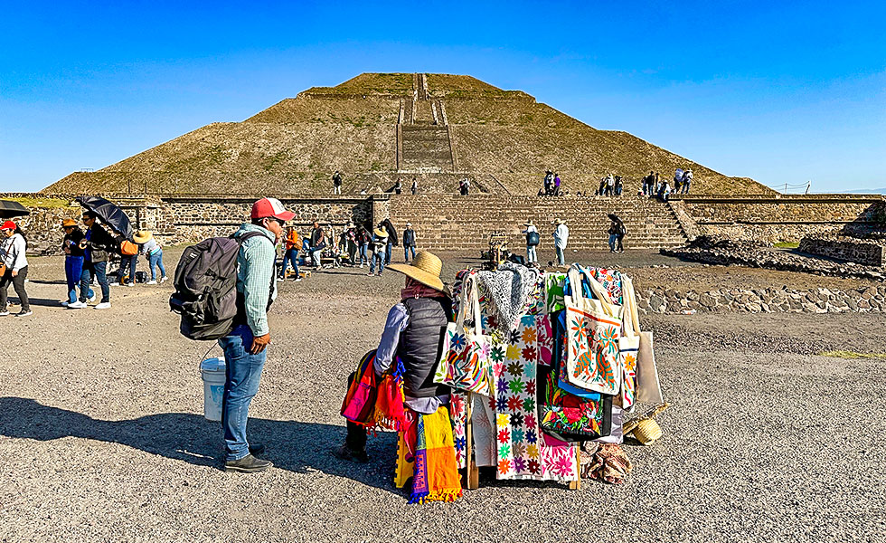 Pyramids of the Sun & Moon, Teotihuacan - Photo 7