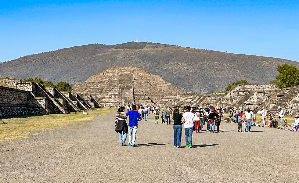 Pyramids of the Sun & Moon, Teotihuacan - Photo 1
