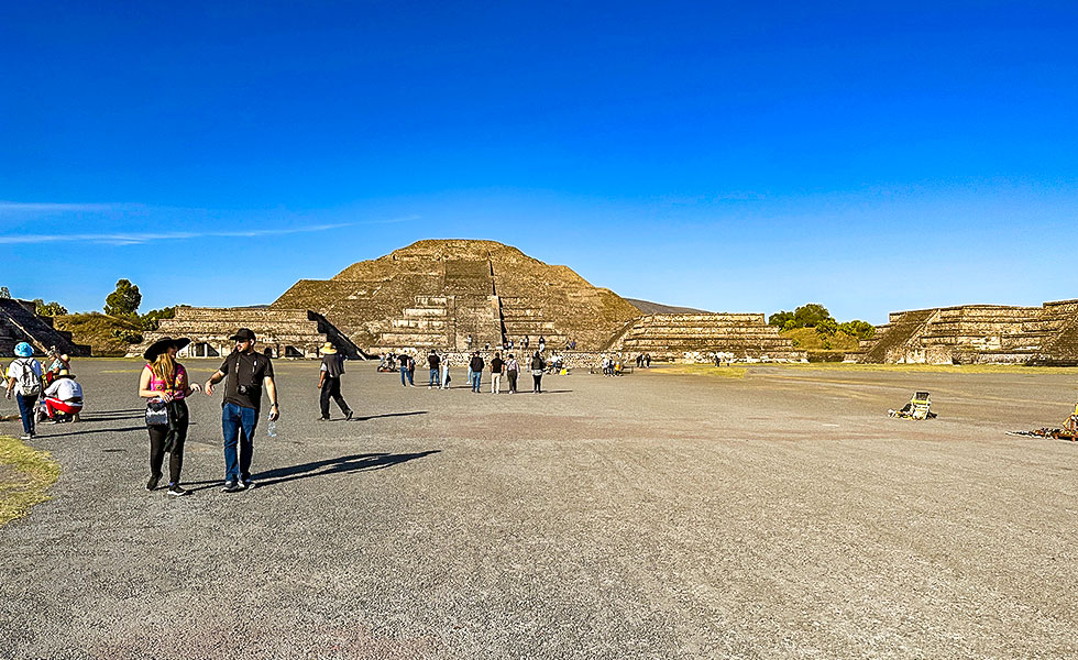 Pyramids of the Sun & Moon, Teotihuacan - Photo 5
