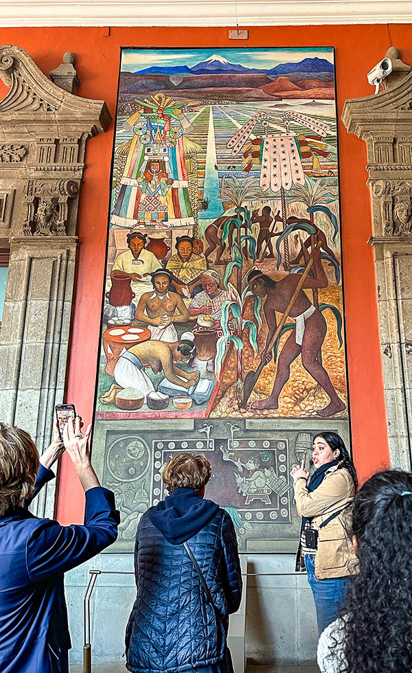 Palacio Nacional de Mexico - Photo 16