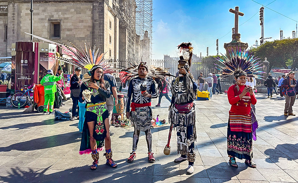 Zocalo Square in Mexico City - Photo 11
