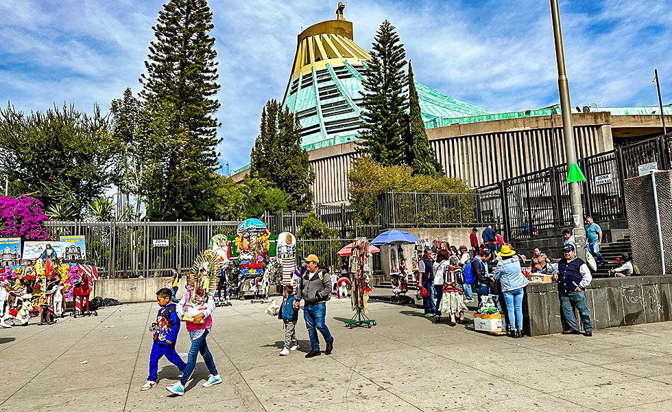 Zocalo Square in Mexico City - Photo 3