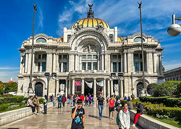 A Glance of Mexico City