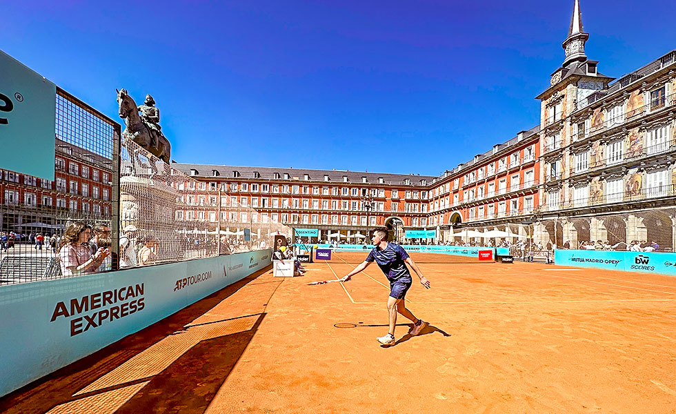 Plaza Mayor in Madrid - Photo 10