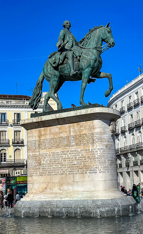 Estatua Ecuestre de Carlos III - Equestrian Statue of Charles III