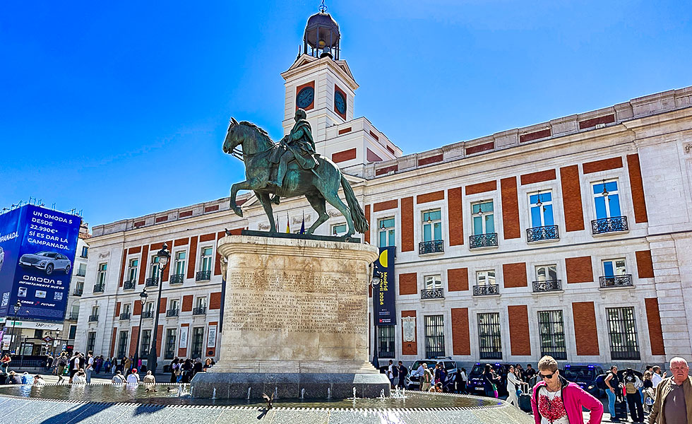 Estatua Ecuestre de Carlos III - Equestrian Statue of Charles III