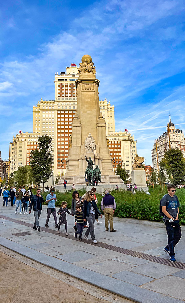 Strolling around Madrid - Photo 10