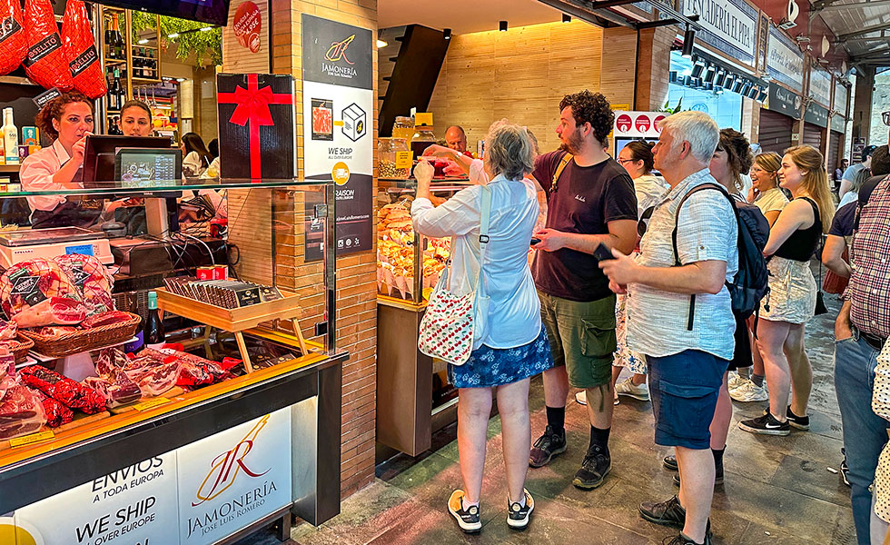 Mercado De Triana, Market in Seville - Photo 23