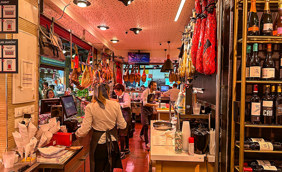 Mercado De Triana, Market in Seville - Photo 25