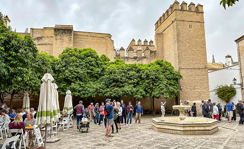 Seville Old Town - Photo 14