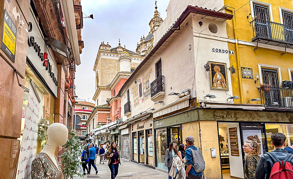 Seville Old Town - Photo 12