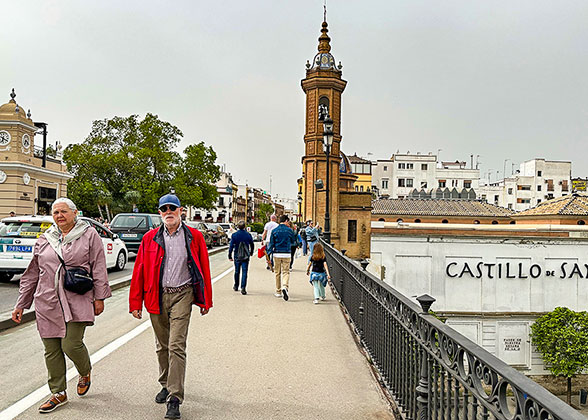 Puente de Isabel II, Seville