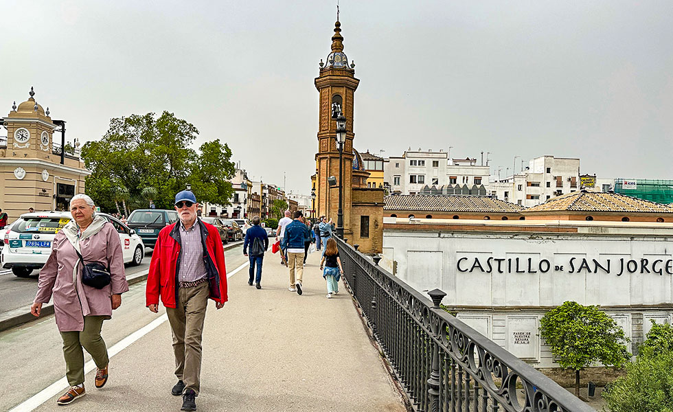 Puente de Isabel II, Seville - Photo 1