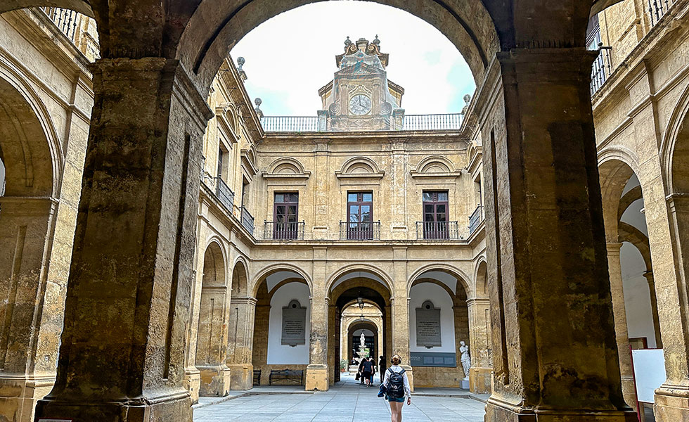 University of Seville - Photo 6