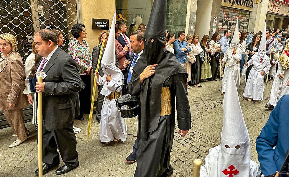 Semana Santa Procession in Seville - Photo 18
