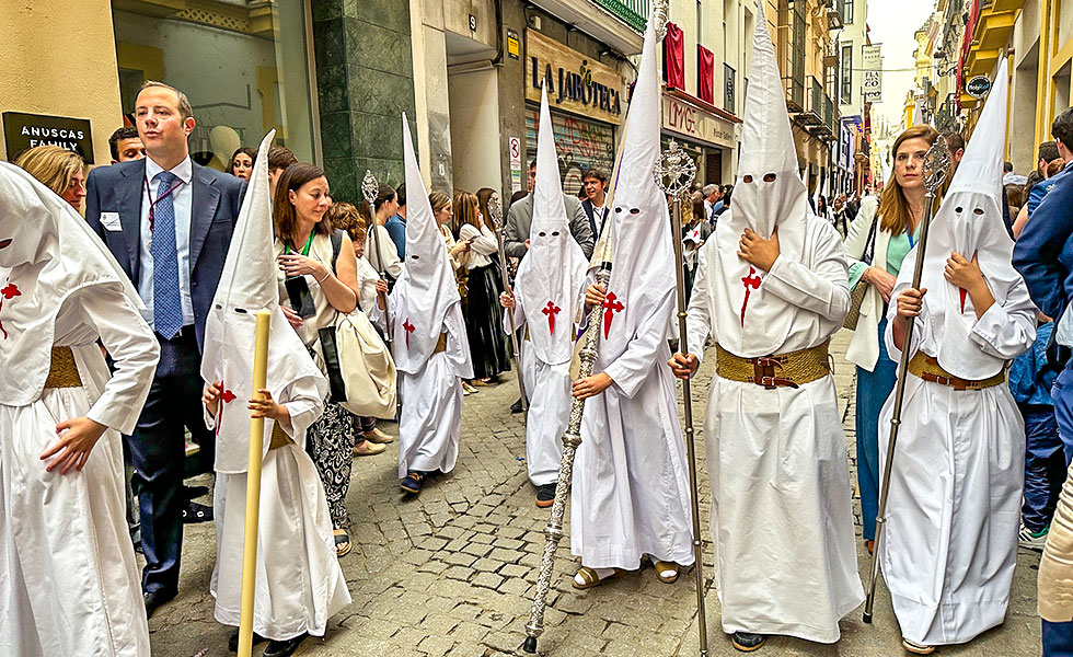 Semana Santa Procession in Seville - Photo 7