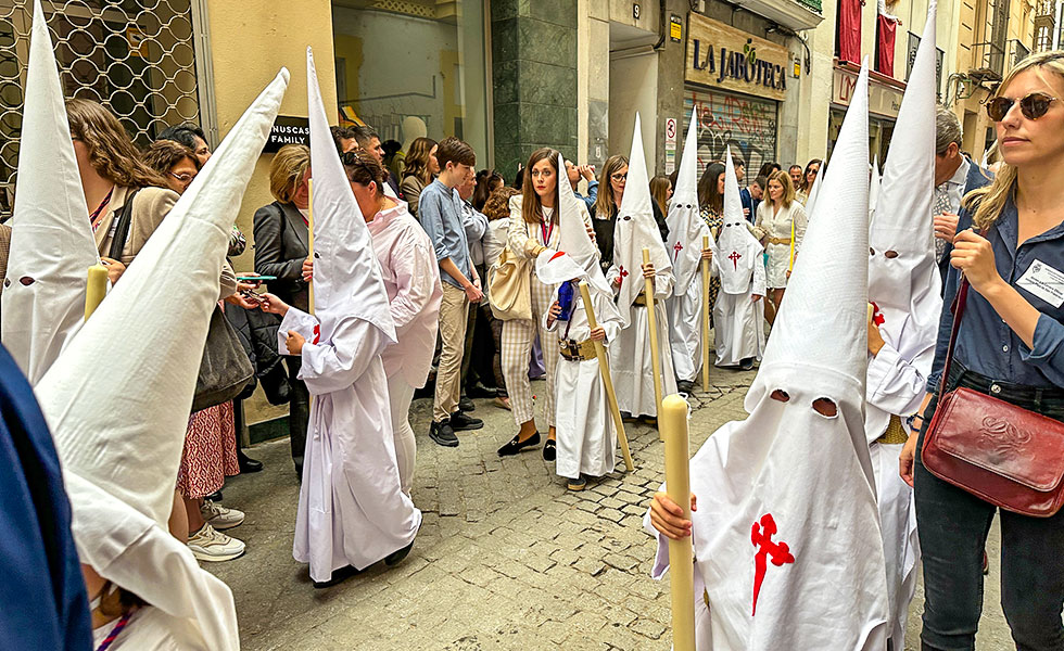Semana Santa Procession in Seville - Photo 10