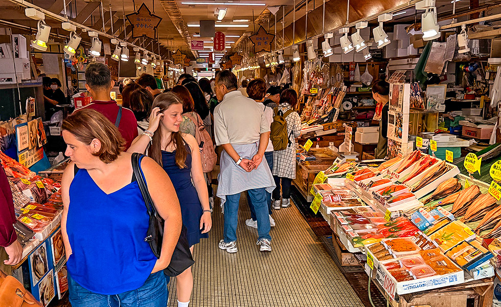 Hakodate Morning Market - Photo 16
